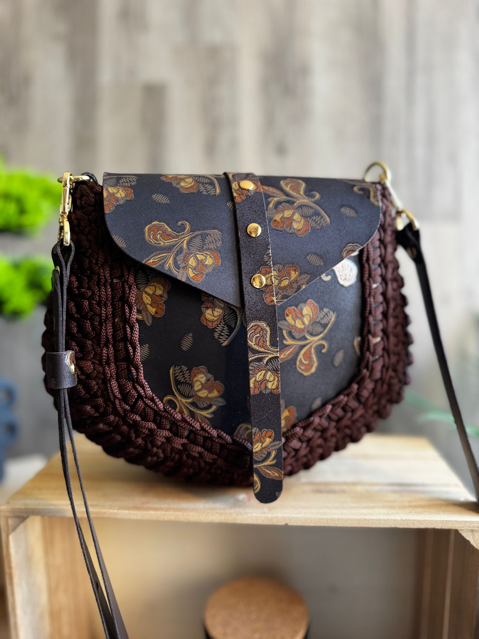 ASTRID Torebka szydełkowa Lineka – Brown Harmony - obrazek 9