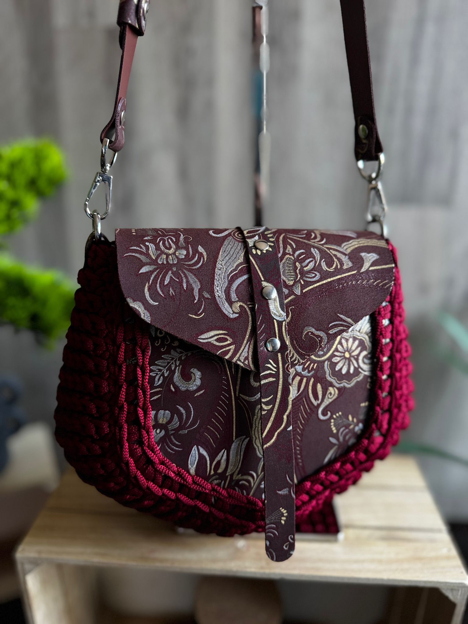 ASTRID Torebka szydełkowa Lineka – Burgund & Orientalny Blask - obrazek 5
